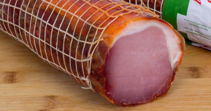 Lomo embuchado a la española. Fiambres y embutidos frigorifico Di Giorgio